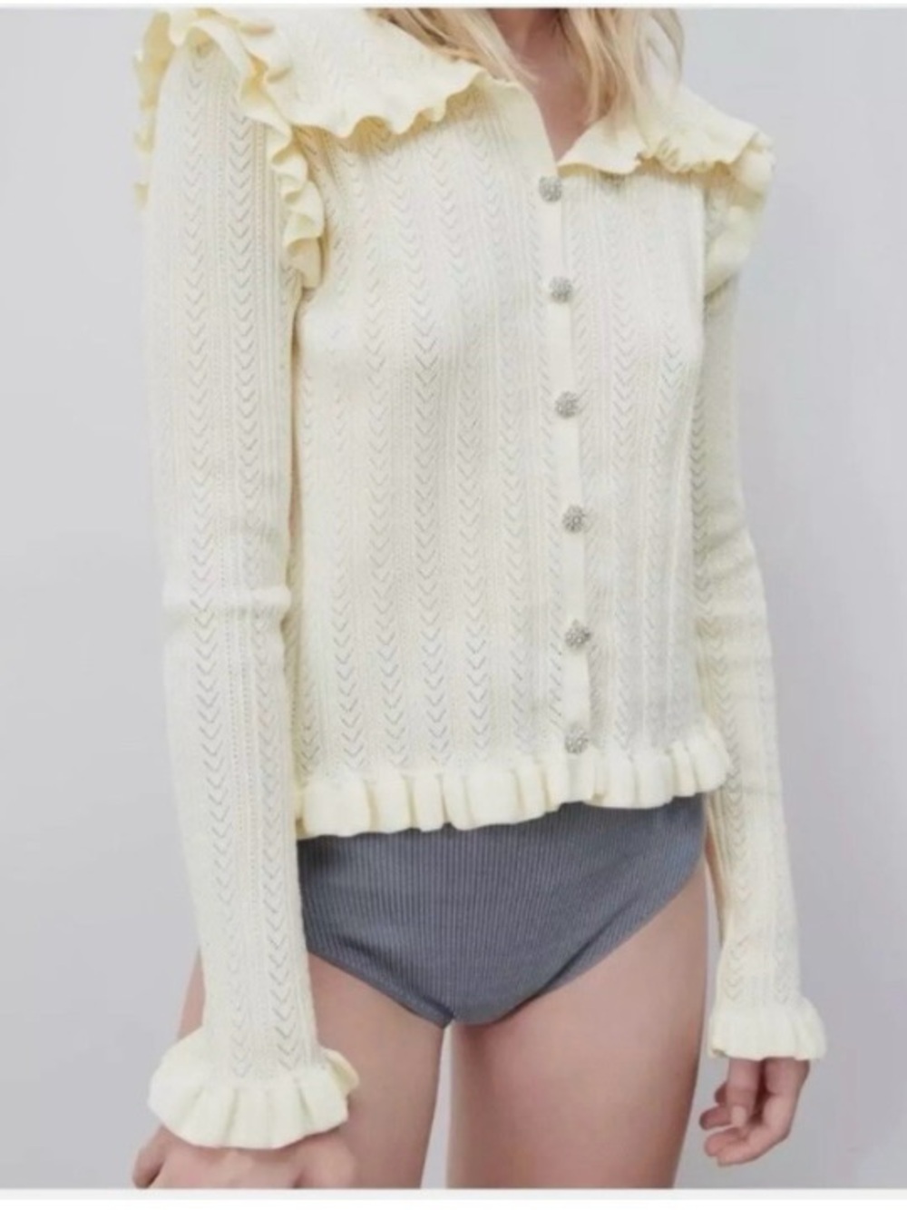 NWOT Ivory Ruffle Peter Pan Collar Cardigan with Rhinestone Buttons - Size S